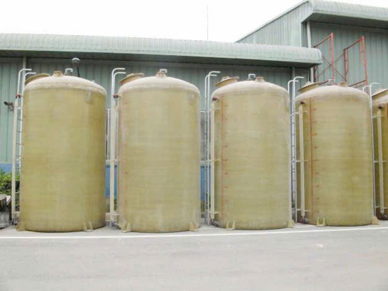 Bồn nước Composite trụ đứng